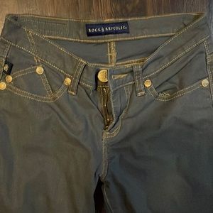 Rock&republic green and gold size 2 skinny jeans